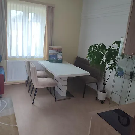 Boehmer Apartment